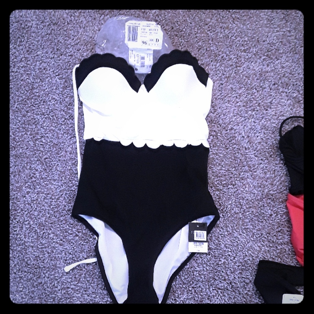 1 pc swim suit.  Wrap tops